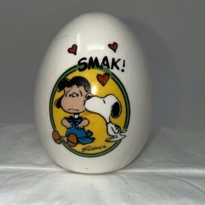 Vtg.  Peanuts Snoopy "SMAK"  Ceramic Egg By Aviva Japan